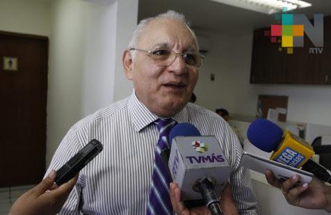 «Novatadas» en la UV representan una ceremonia de bienvenida