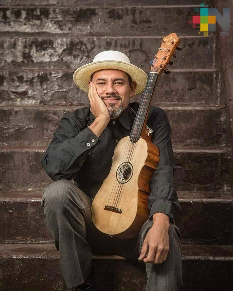 Muere Andrés Flores Rosas, músico tradicional del son jarocho
