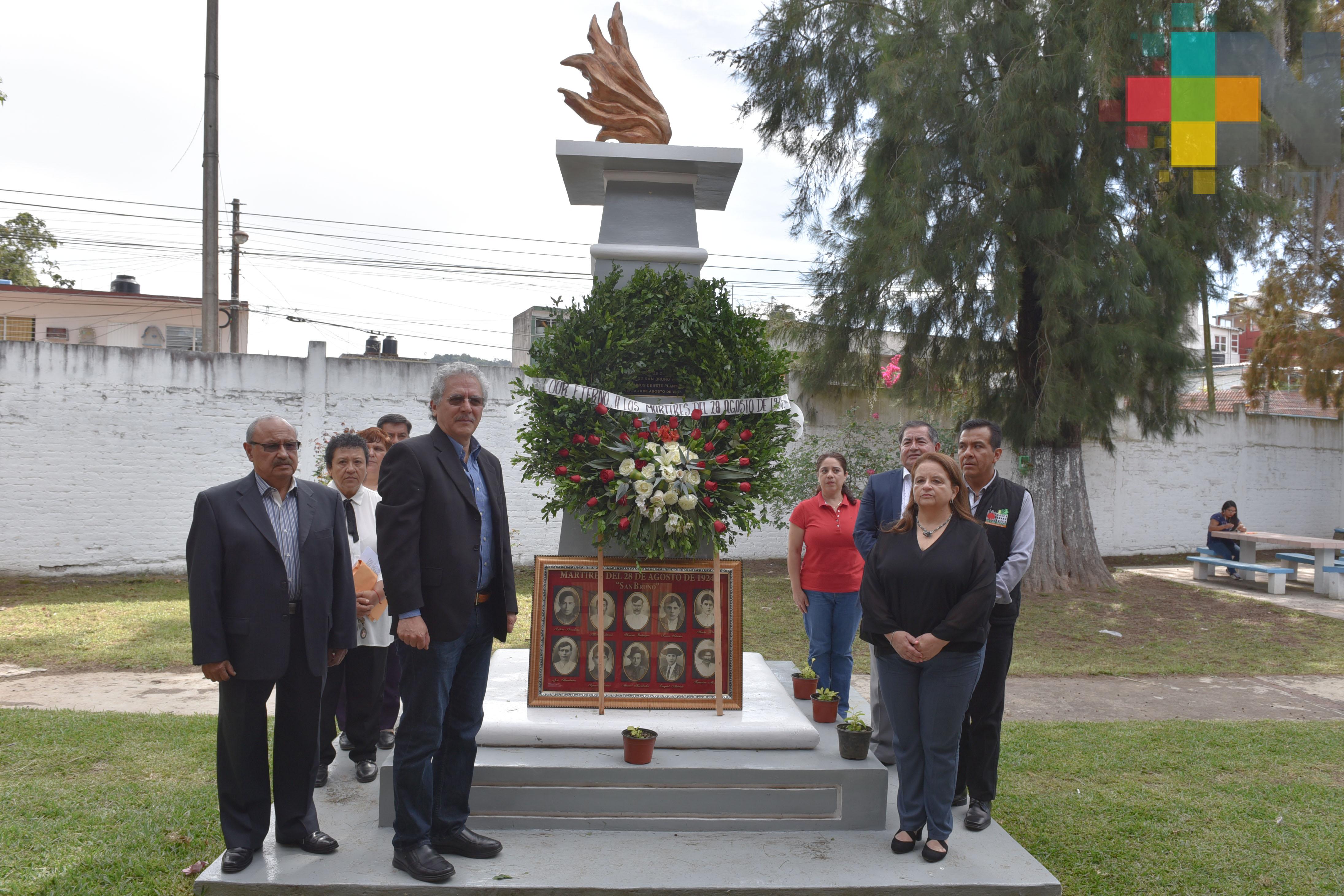 Conmemoran aniversario luctuoso de los Mártires del 28 de Agosto de Xalapa