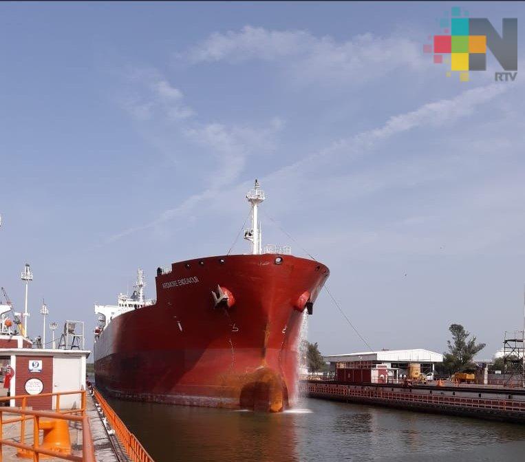 Pemex oferta a particulares el Centro de Reparaciones Navales