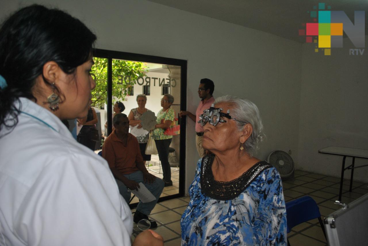 Campaña de salud visual en Yanga beneficia a más de 300 personas