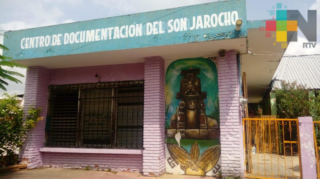 Avanza proyecto de remodelación de Centro de Documentación de Son Jarocho en Jáltipan