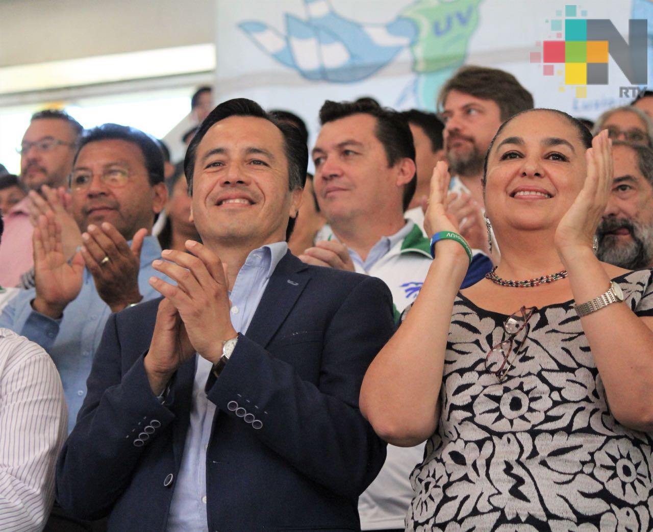 Total el apoyo a la UV: Cuitláhuac García Jiménez