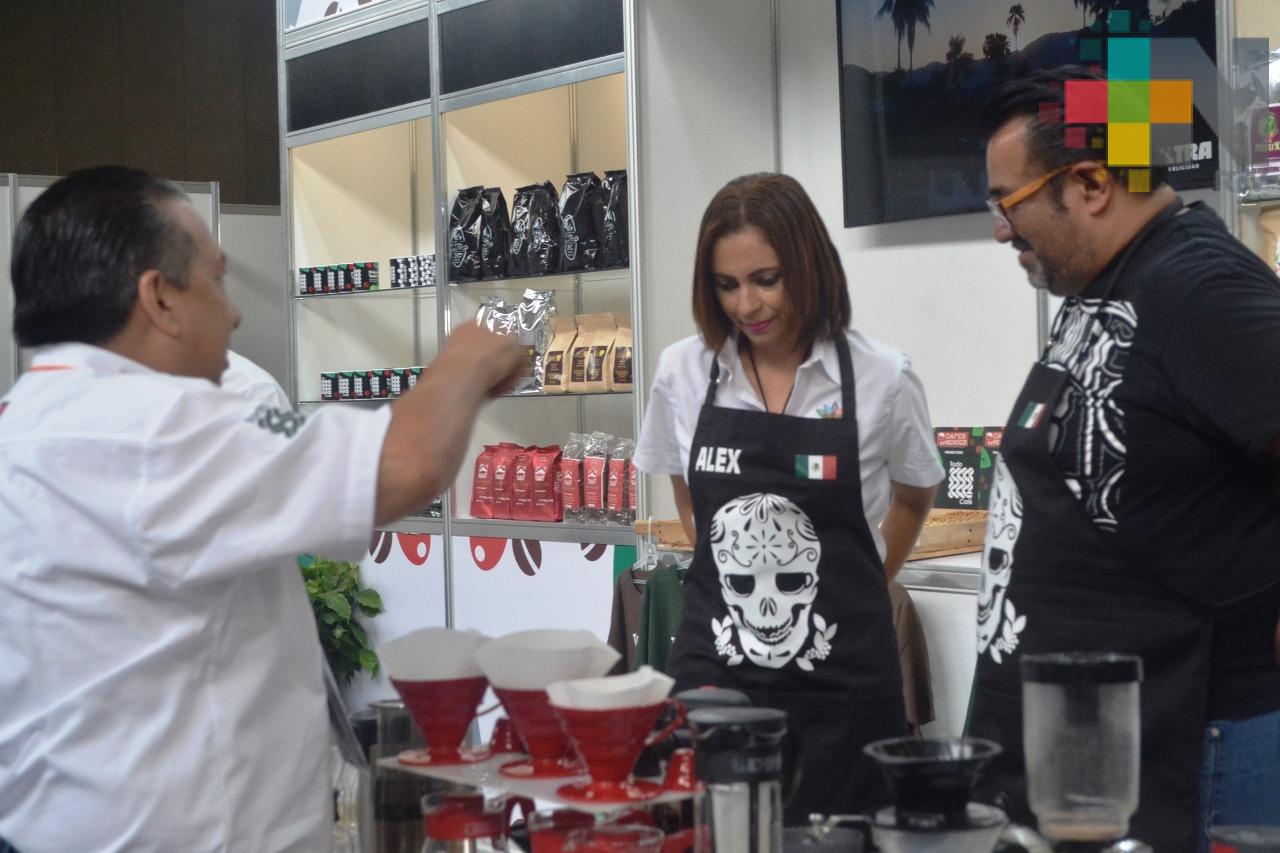 Ixhuatlán del Café presente en la Cumbre Latinoamericana del Café en Puebla