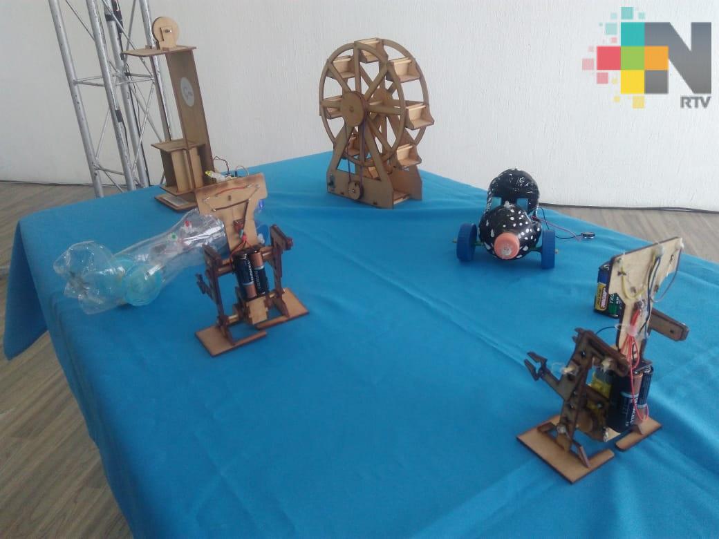 Ofrece DIF cursos de robótica a alumnos destacados