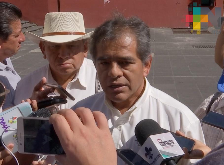 Demandan reinstalación de trabajadores al ayuntamiento de Huatusco