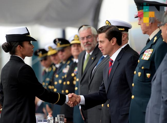 En diciembre cambiarán autoridades pero seguirán las instituciones Peña Nieto