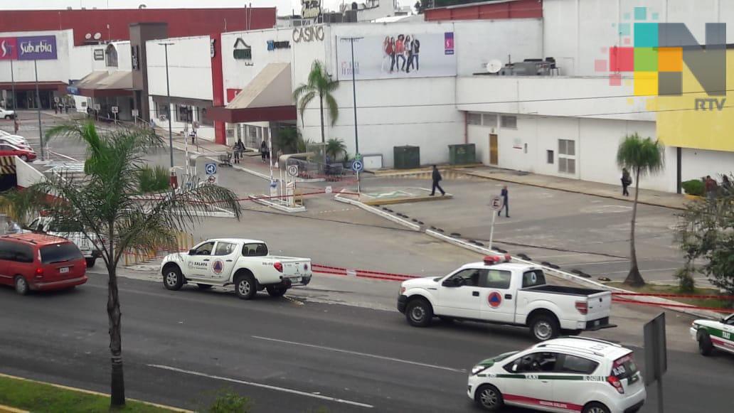 Clausuran parte del estacionamiento de Plaza Ánimas por seguridad de visitantes y personal