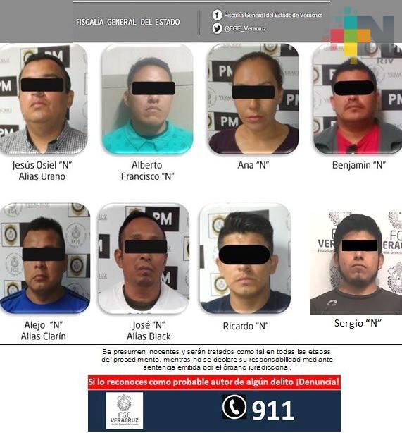 Dictan auto de formal prisión a ocho ex policías detenidos por desaparición forzada de personas