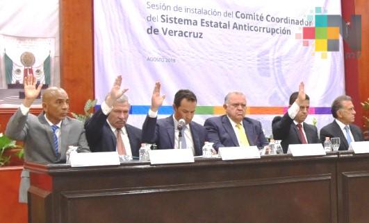 Acude fiscal anticorrupción a instalación del Comité Coordinador del Sistema Estatal Anticorrupción de Veracruz