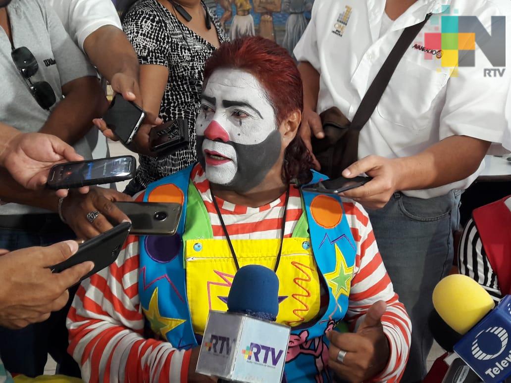 Piden payasos presentarse en malecón y zócalo de Veracruz