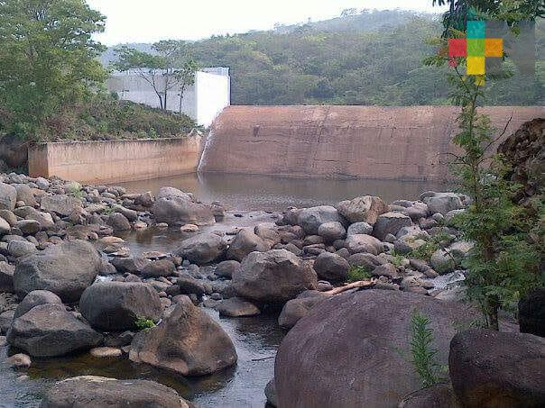 Cierran presa Yuribia por turbiedad de agua a causa de las lluvias