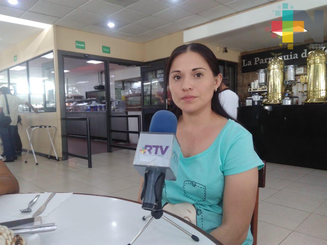 Exempleada en estado de gravidez denuncia despido injustificado del Acuario de Veracruz