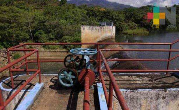 Por turbiedad vuelven a cerrar Presa Yuribia en Tatahuicapan