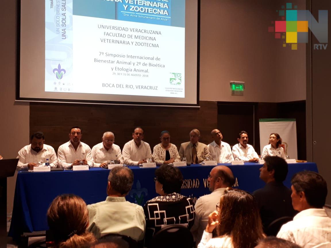En Boca del Río realizan Cátedra Nacional de Medicina Veterinaria y Zootecnia