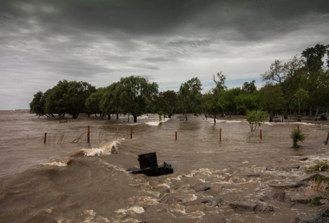 Dejan 324 muertos las peores lluvias monzónicas en el sur de India