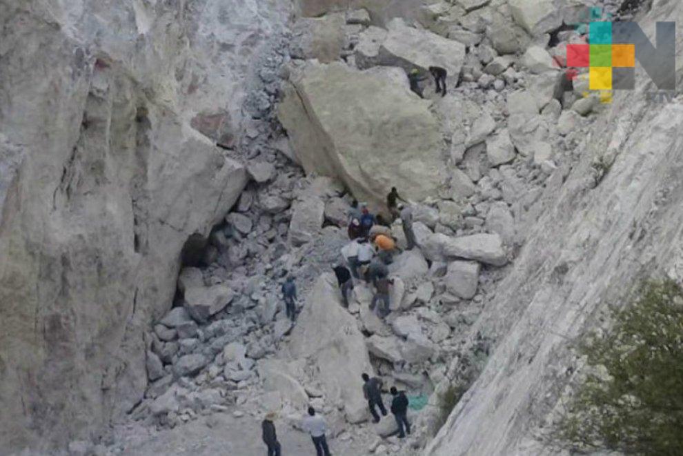 Derrumbe en mina de Hidalgo deja un muerto y cuatro desaparecidos