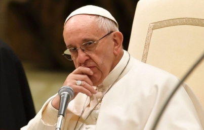 Crisis por abusos golpea aspirantes al sacerdocio, reconoce el Papa