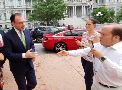 Inician renegociación del Tratado de Libre Comercio en Washington