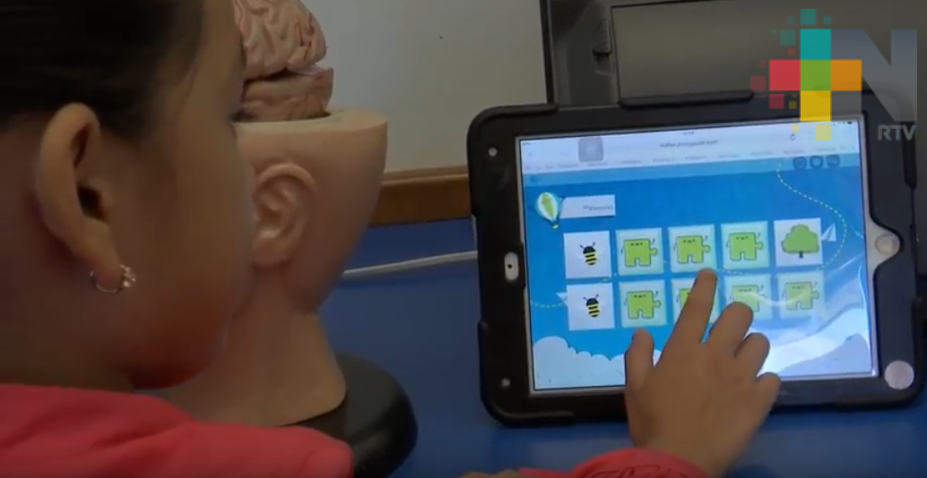 Desarrolla UV aplicación móvil de lectoescritura para niños con autismo