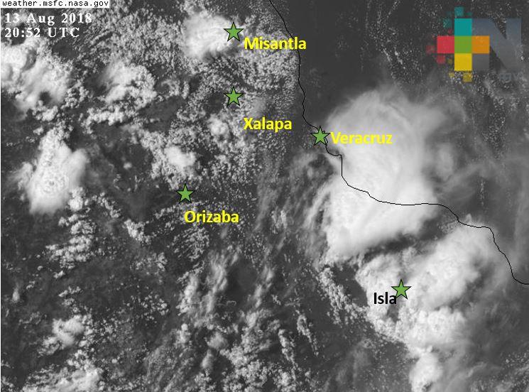 Lluvias y tormentas aisladas en regiones de montaña del centro y zona de Los Tuxtlas