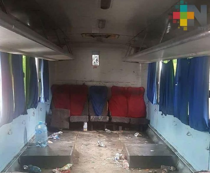 Vinculan a proceso a una persona por la probable violación a la Ley de Migración, al transportar a 62 extranjeros