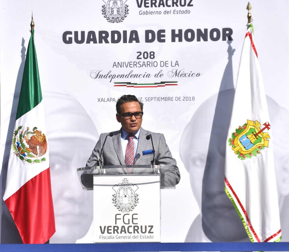 Vive Veracruz democracia con libertad y justicia: Jorge Winckler Ortiz