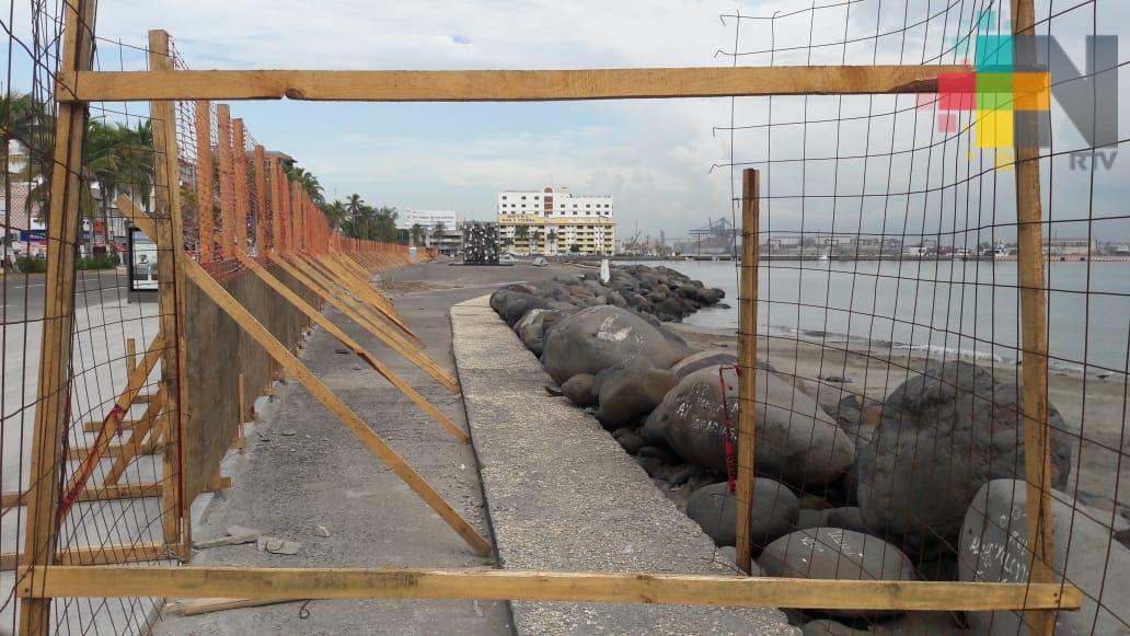 Realizan trabajos de adecuación en la plaza del Emigrante Libanés de Veracruz