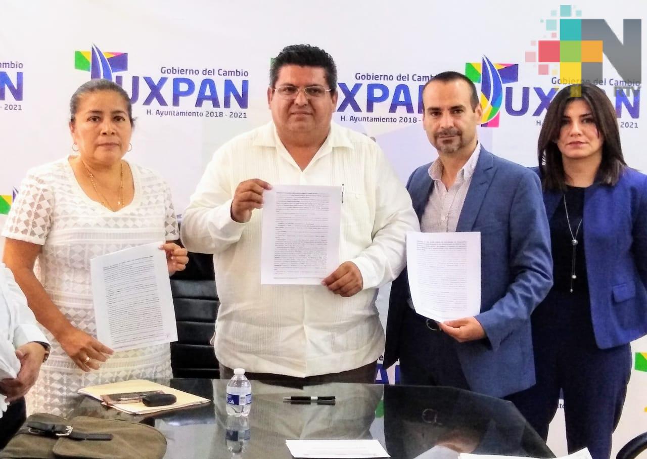 Ayuntamiento de Tuxpan celebra refinanciamiento de deuda