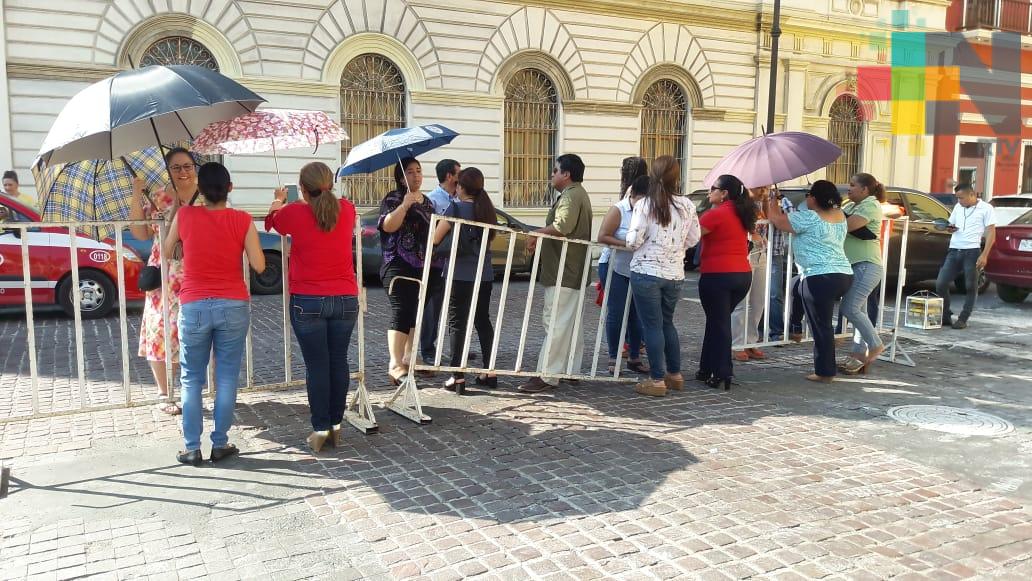 Profesores piden estacionarse sin pagar parquímetro en Centro Histórico de Veracruz