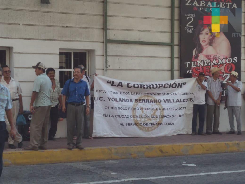 Extrabajadores exigen su fondo de ahorro a Tamsa