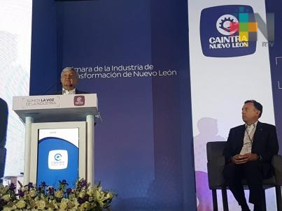 López Obrador se compromete a impulsar nueva era de prosperidad económica