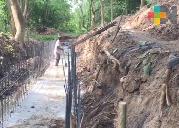 Arranca obra de embovedamiento de canal pluvial en Tres Valles