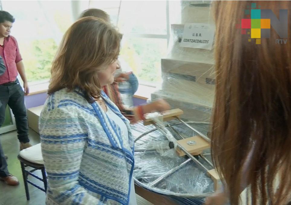 Entrega DIF estatal apoyos a unidades básicas de rehabilitación para 22 municipios de Veracruz