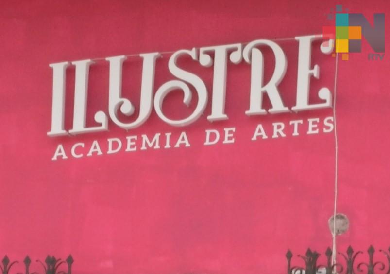 Inician talleres de artes plásticas de la Ilustre Academia de las Artes de Xalapa