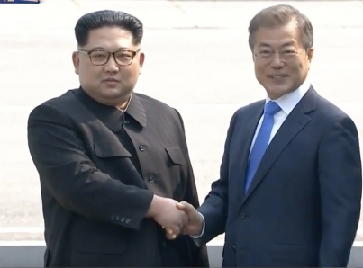 Con dos toneladas de champiñones sella Kim amistad con Moon