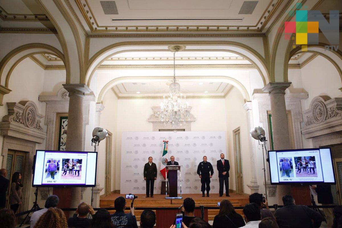 Policía Federal entrega a dos presuntos agresores de estudiantes