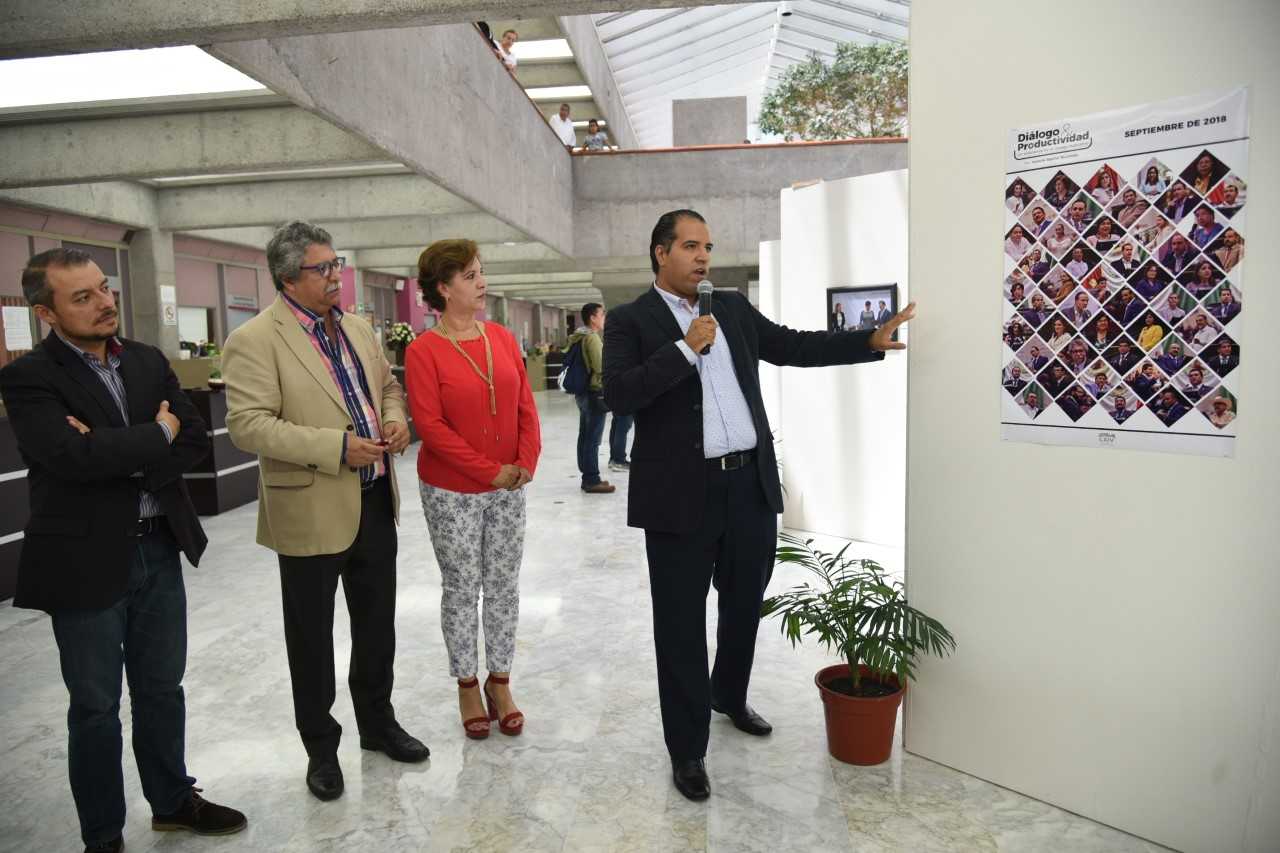 Exhiben la galería fotográfica “Diálogo y Productividad” en el Congreso del Estado