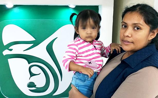Especialistas del IMSS retiran con éxito tumor del rostro de una niña