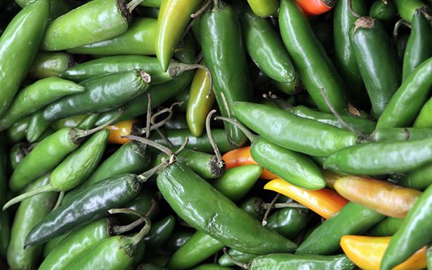 Consumir picante libera hormona del placer: IMSS