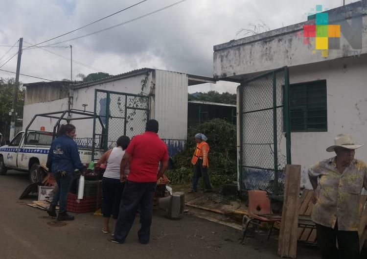 Ayuntamiento de Córdoba implementa campaña de descacharrización en zona urbana y rural