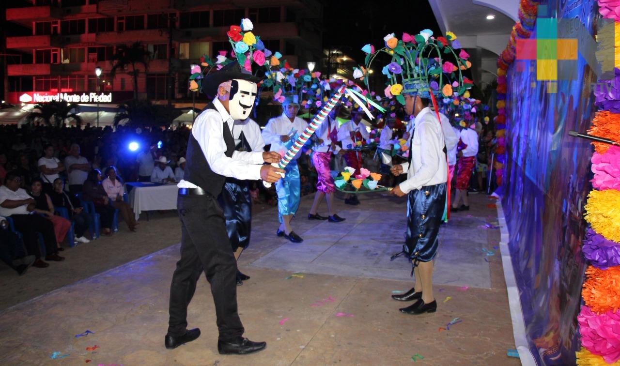 Realizan el Concurso de Malinches en Tuxpan