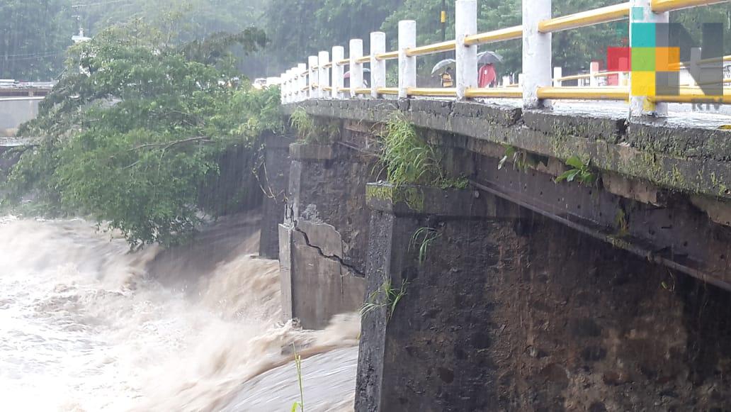 Sigue restringido el paso en el puente Río Grande