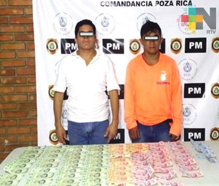 Detiene Policía Ministerial a dos probables extorsionadores en Poza Rica