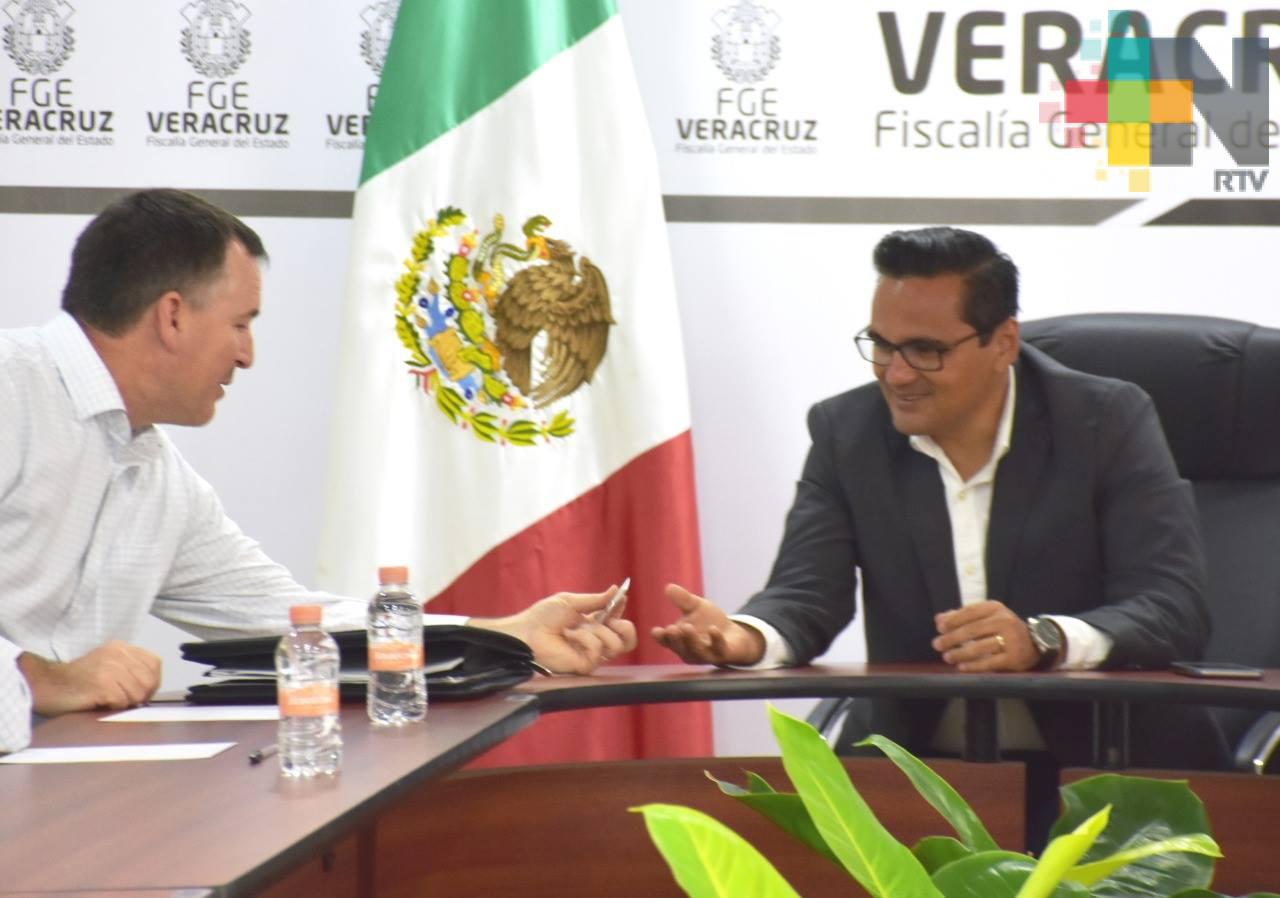 Se reúne Fiscal General del Estado con personal del FBI