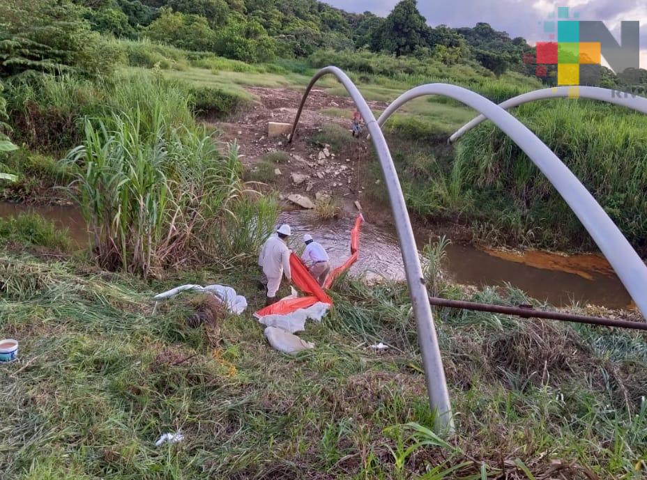 Atiende Pemex fuga de hidrocarburo en Nanchital