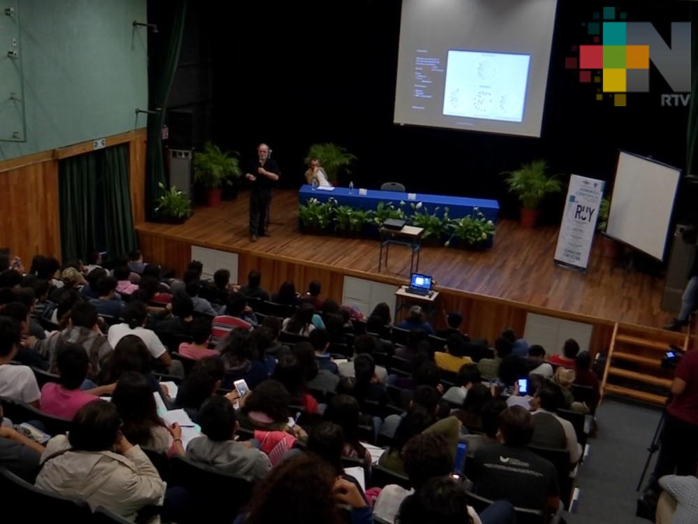 Realizan jornada científica en la Facultad de Arquitectura de la UV, en Xalapa