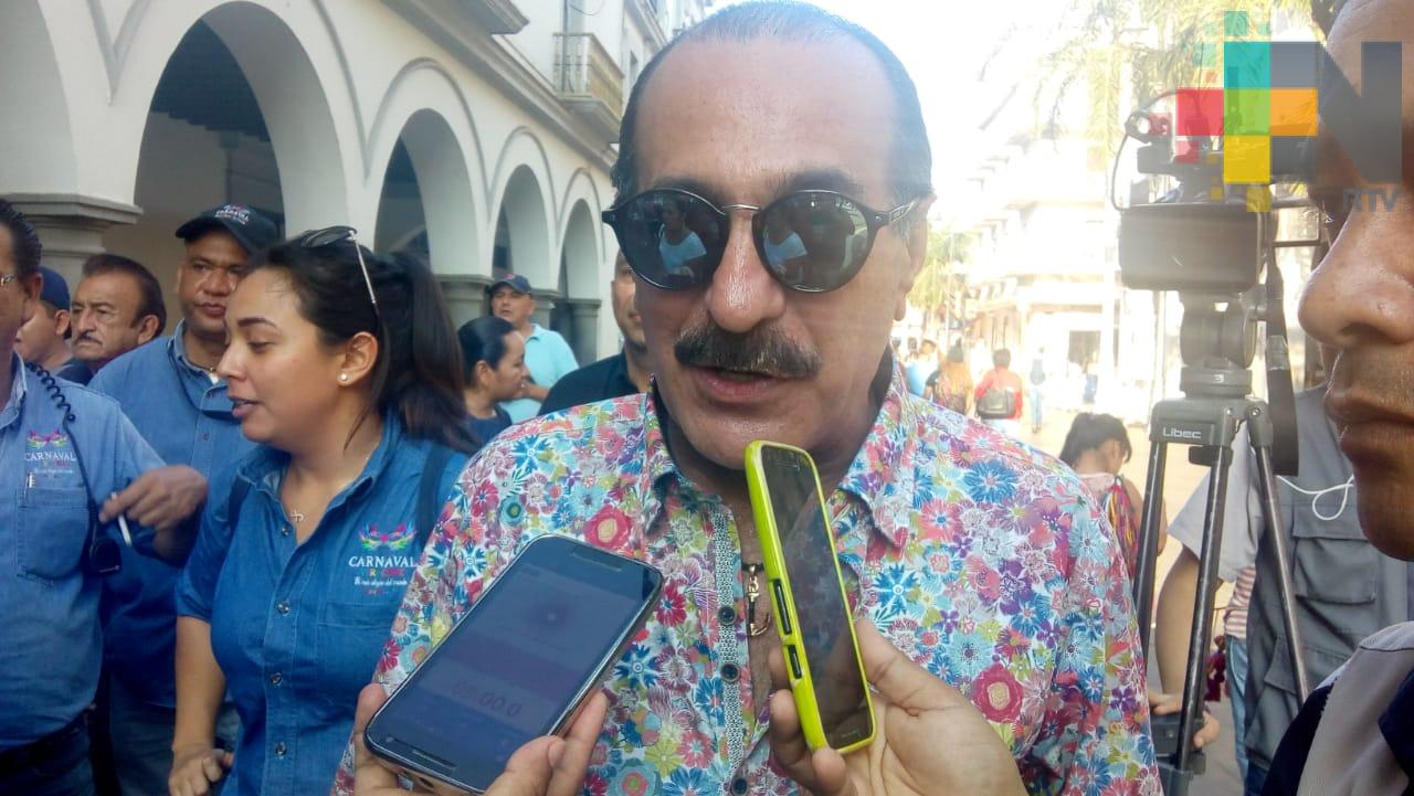 Presentan a candidatos a integrar la Corte Real del del Carnaval de Veracruz