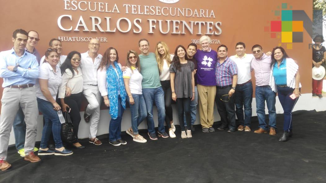 Inauguran telesecundaria en Huatusco con recursos estatales y de tres fundaciones