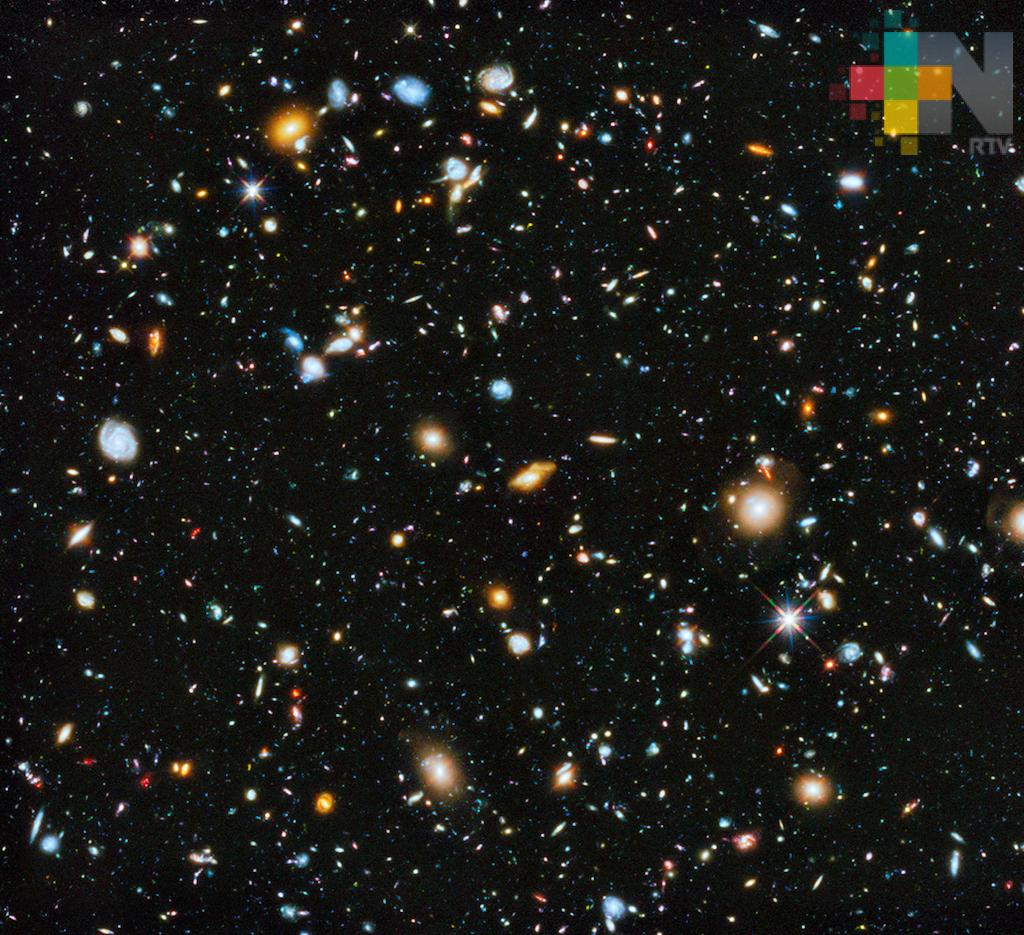 Astrónomos muestran un universo resplandeciente